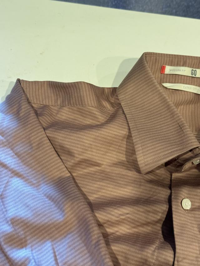 เสื้อเชิ้ต GQ (ของแท้!) แขนยาว สีโอรส ไซส์ M