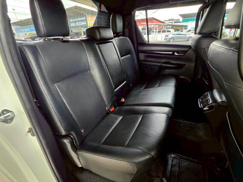 TOYOTA HILUX REVO 2.4 PRERUNNER DOUBLE CAB ปี 2019  12