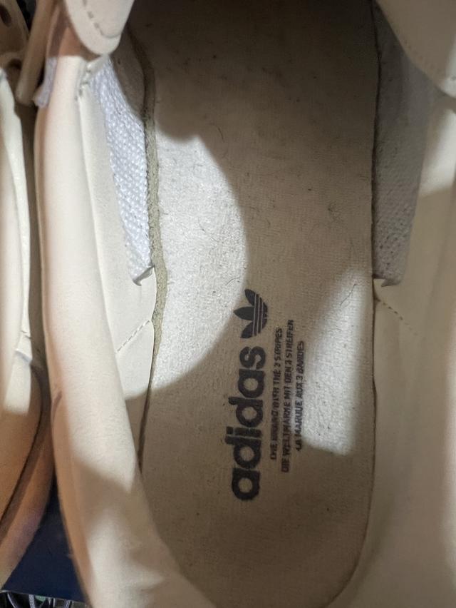 รองเท้า Adidas Samba OG W Size 38.5  ❤️‍🔥ปล่อยต่อ2,000❤️‍🔥  มือสอง ใส่ไม่ถึง10ครั้ง  อปก.ของแท้ งานป้าย มีกล่อง💯  📍นัดรับ ซ.พหลโยธิน24 bts/ รูปที่ 4