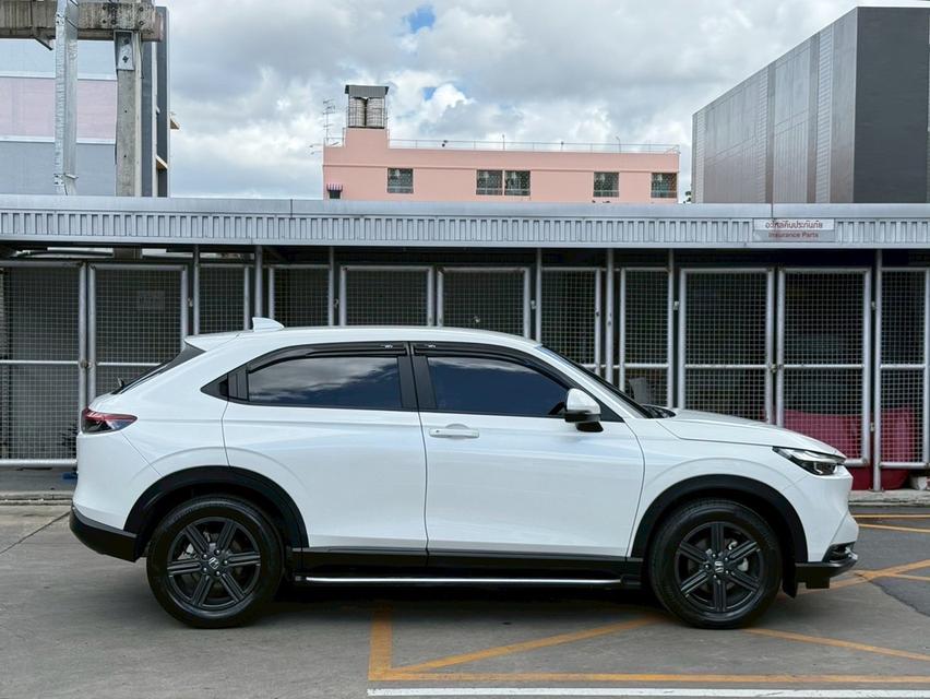 HONDA HRV 1.5EL e-HEV 2024 สีขาว ประหยัดน้ำมัน ไมล์น้อย มือเดียว
