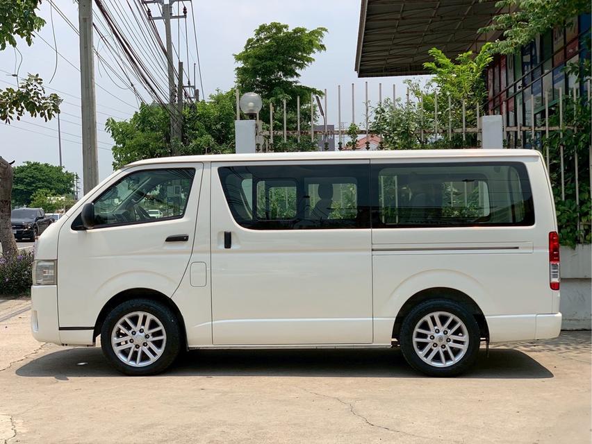รหัสรถ PJP5948 2014 TOYOTA HIACE 3.0 GL M/T 3