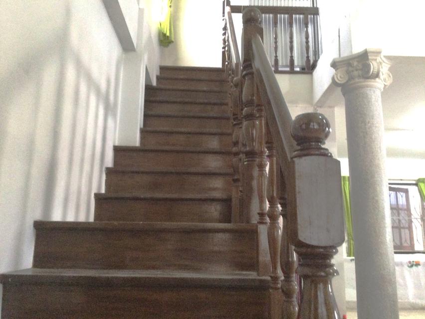 [ขาย] ที่ดินพร้อมบ้านเดี่ยว 2 ชั้น 50 ตร.ว. โซนสวนตูน เมืองสงขลา น้ำไม่ท่วม พร้อมอยู่ (งานไม้สักทั้งหลัง) 2
