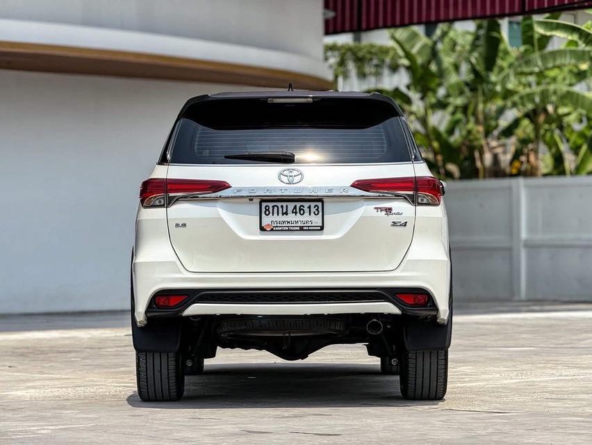 ปี 2018 TOYOTA FORTUNER, 2.8 TRD SPORTIVO 4WD (Black Top) 3