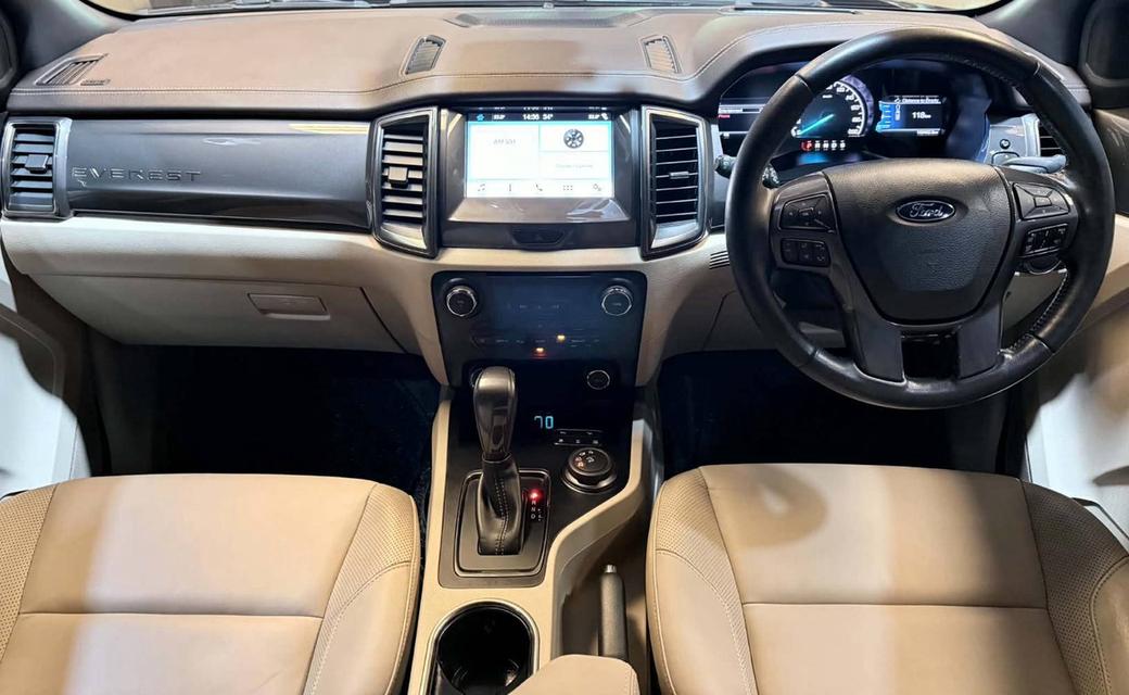 Ford Everest 3.2 Titanium Plus 4WD ปี 2016 รถมือเดียวป้ายแดง รูปที่ 8