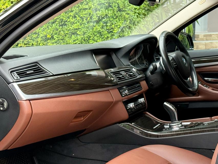 2016 BMW 525D F10 LCI รถมือเดียวออกป้ายแดง รถวิ่งน้อย ประวัติ SERVICE ครบ รถไม่เคยมีอุบัติเหตุครับ 11