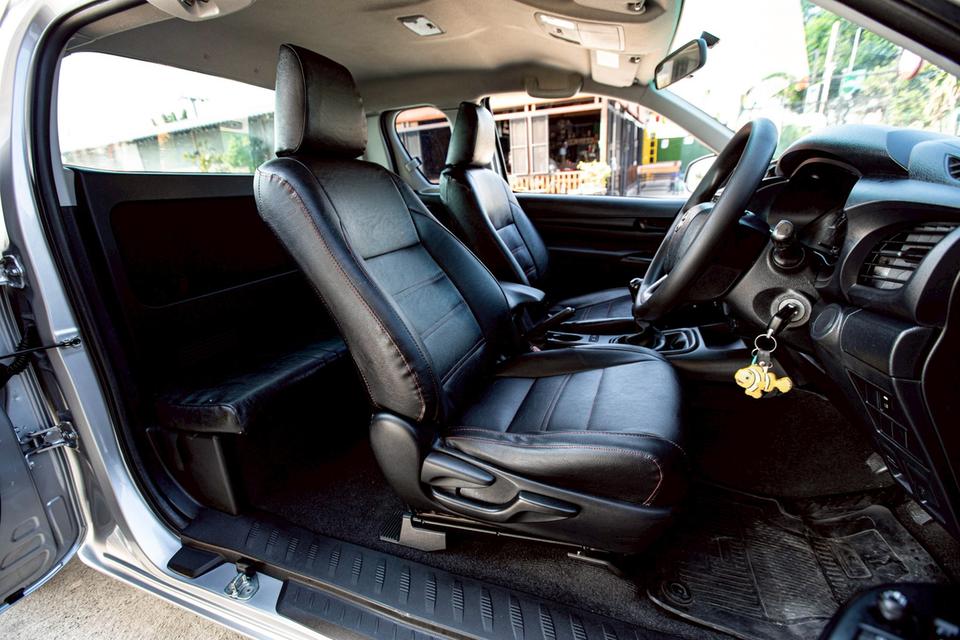 TOYOTA HILUX REVO 2.4 J Plus SMART CAB ปี 2017 สีเทา สวยสภาพดี รูปที่ 12