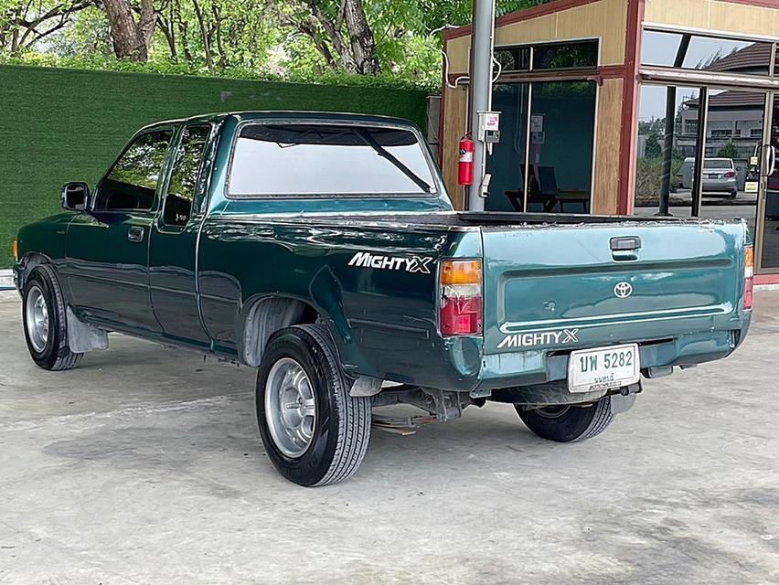 Toyota Hilux Mighty-X 2.4 EXTRACAB
