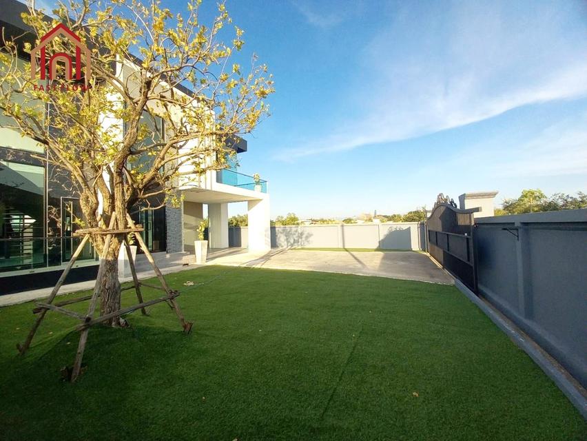 ขาย บ้านเดี่ยว ใกล้เซ็นทรัลนครปฐม ติดถนนสาธารณะ 2 ด้าน บ้านเลขที่สวย พร้อมอยู่ ไม่เคยพักอาศัย วัสดุอย่างดี ถนนยิงเป้าใต้ ซอยตรงข้าม สวนราชพฤกษ์เอราวัณ 18