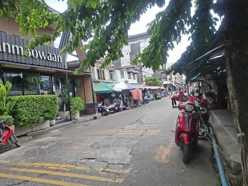 ขายบ้านพร้อมที่ดิน ทำเลค้าขาย อยู่กลางใจตลาด.4.มุมเมือง 2