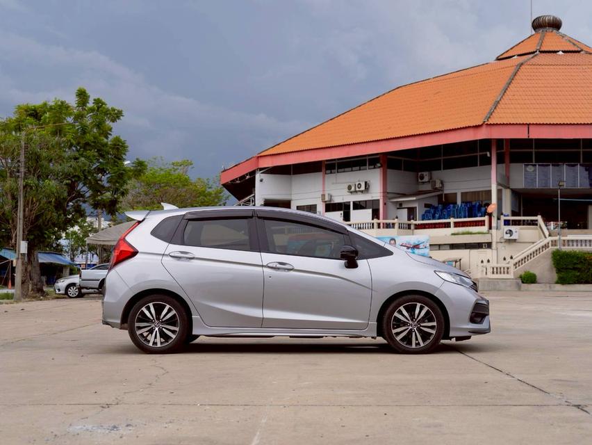 ขาย Honda Jazz 1.5RS ปี19