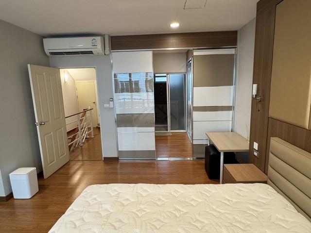 ให้เช่าทาวน์โฮม 3 ชั้น 20 ตรว. บ้านกลางเมืองสาทร-ตากสิน 2 ใกล้ BTS วุฒากาศ 5