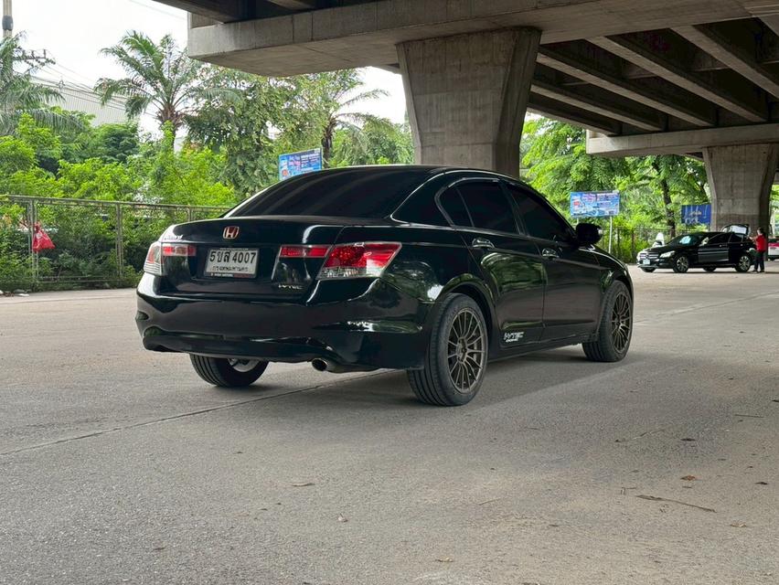 Honda Accord 2.4 Year 2008 4