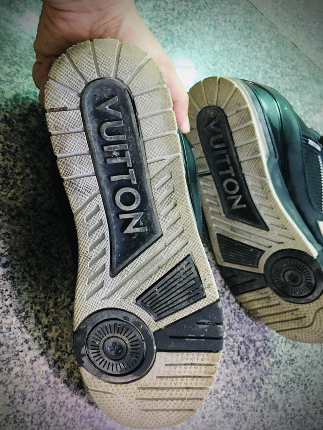 รองเท้าผ้าใบ LV trainer รูปที่ 5