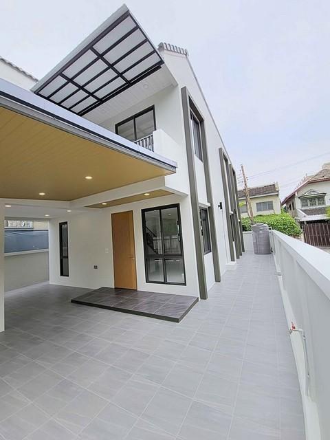 ขายบ้าน ใจกลางสุขุมวิท รีโนเวทใหม่ ซอยสุขุมวิท60/1 เดินทางสะดวก เหมาะซื้อปล่อยเช่าและอยู่อาศัย 2