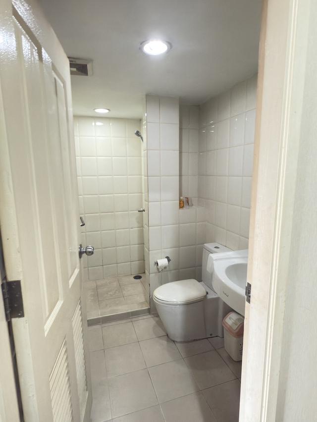 คอนโดมิเนียม นวธารา ชั้น 5  ตึก B  วิวดี 7