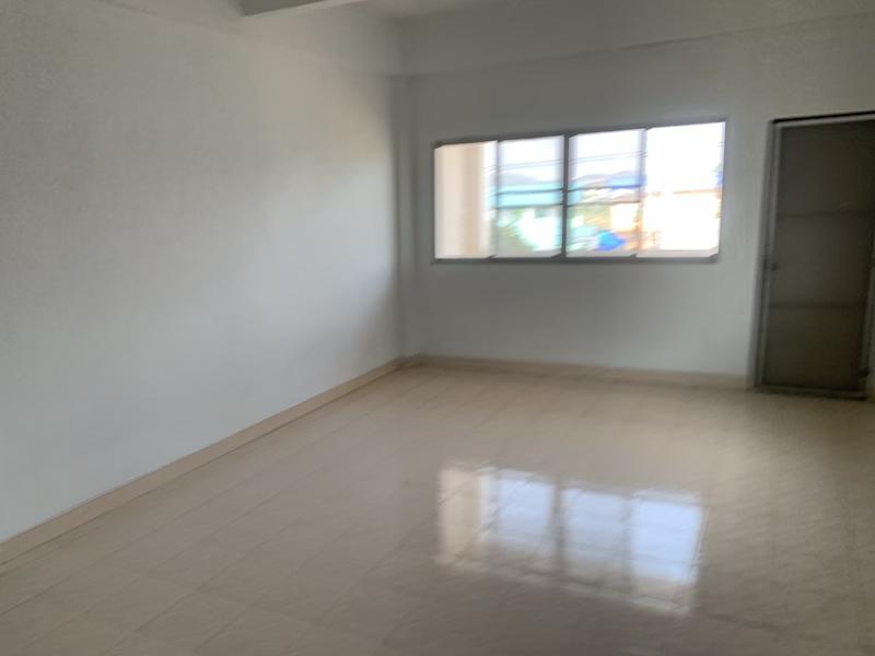 ขายอาคารพาณิชย์ใกล้ตลาดวรกิจ 1ห้อง 2.5ชั้น(ห้องริม)มีพื้นที่เก็บของด้านข้าง ด้านหลัง เนื้อที่ 89ตรว.ทำเลดี เหมาะพัฒนาเป็น สำนักงาน ห้างร้าน 10