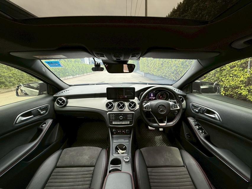 Benz GLA250 Amg 2019 Facelift ไมล์วิ่ง 108,000 km. เข้าศูนย์ทุกระยะ รถสวย จัดไฟแนนซ์ได้เต็ม 7