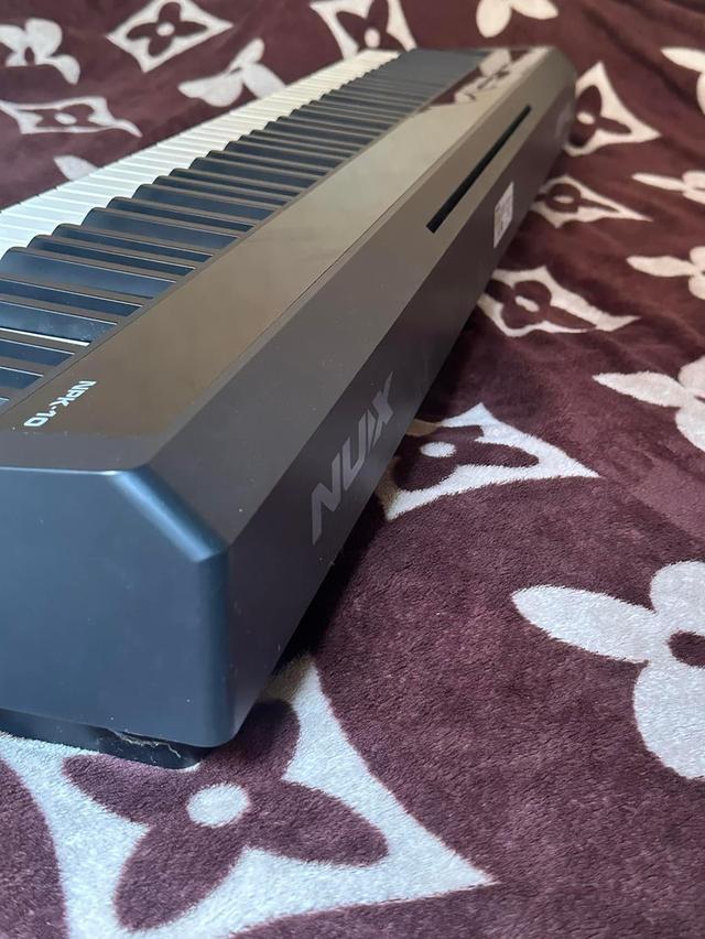 ขาย Piano Nux NPK-10 88คีย์ 3