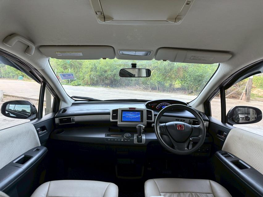 2013 HONDA FREED 1.4EL 10