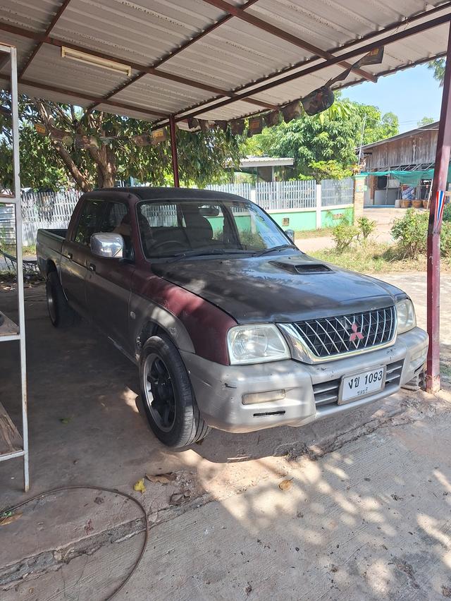 mitsubishi strada 4 ประตู 3