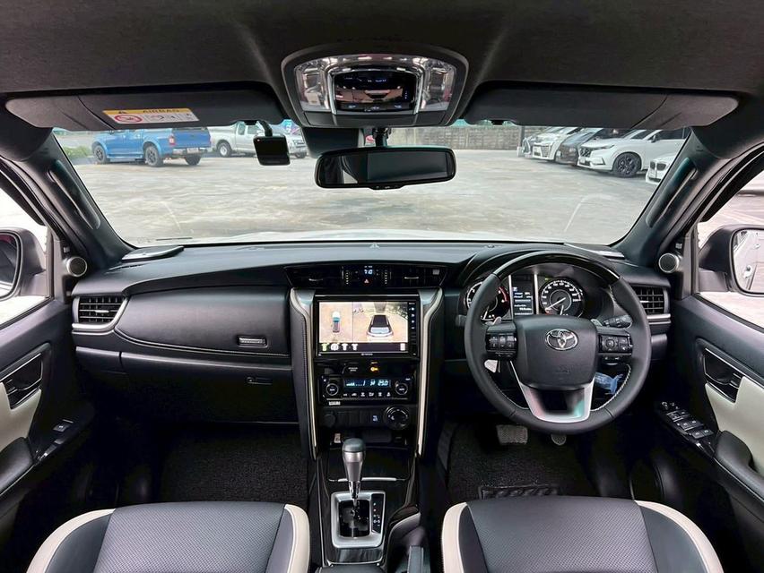  TOYOTA FORTUNER 2.8 LEGENDER BLACK TOP 4WD 2020   7