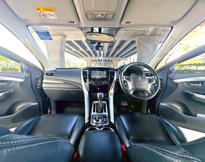 2017 Mitsubishi Pajero Sport 2.4 GT Premium 4WD รถสวยมือเดียว รูปที่ 6