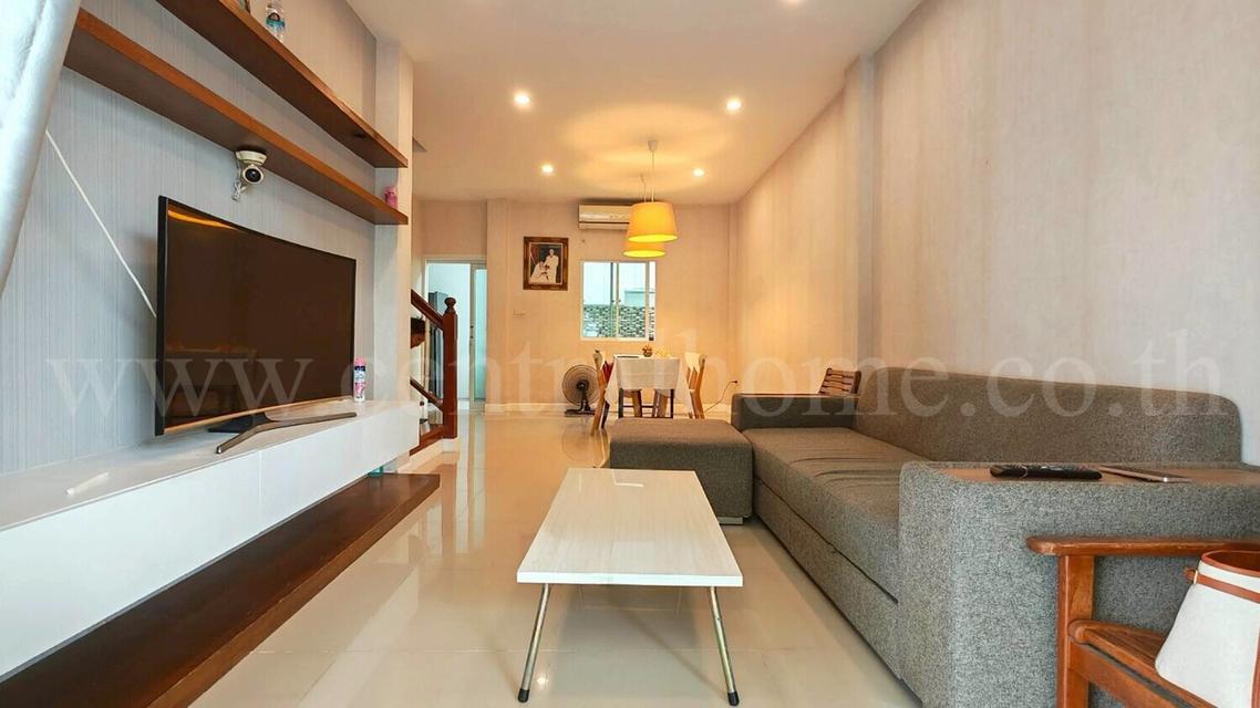 ทาวน์เฮ้าส์ 2 ชั้น ไลโอ นอฟ ดอนเมือง - แจ้งวัฒนะ พร้อมอยู่ 5