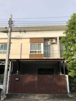 Villette Lite พัฒนาการ38  ทาวน์เฮ้าส์ 2 ชั้น  หน้าบ้านวิวโล่ง เข้าบ้านได้หลายทาง พัฒนาการ 38, 44 ,30 หรืออ่อนนุช17, 39 หรือทางศรีนครินทร์24  2
