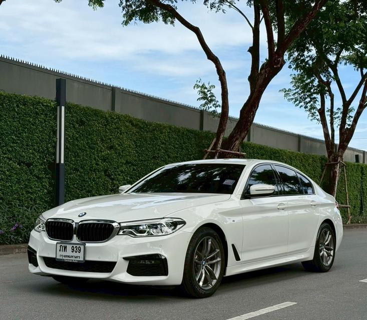 BMW 520 d M-Sport ปี 20รถมือเดียวออกศูนย์ BMW Thailand ประวัติศูนย์ครบ ทุกระยะ