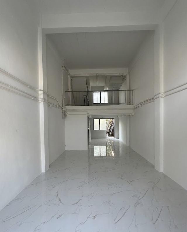 ขายอาคารพาณิชย์ รีโนเวทใหม่ 2