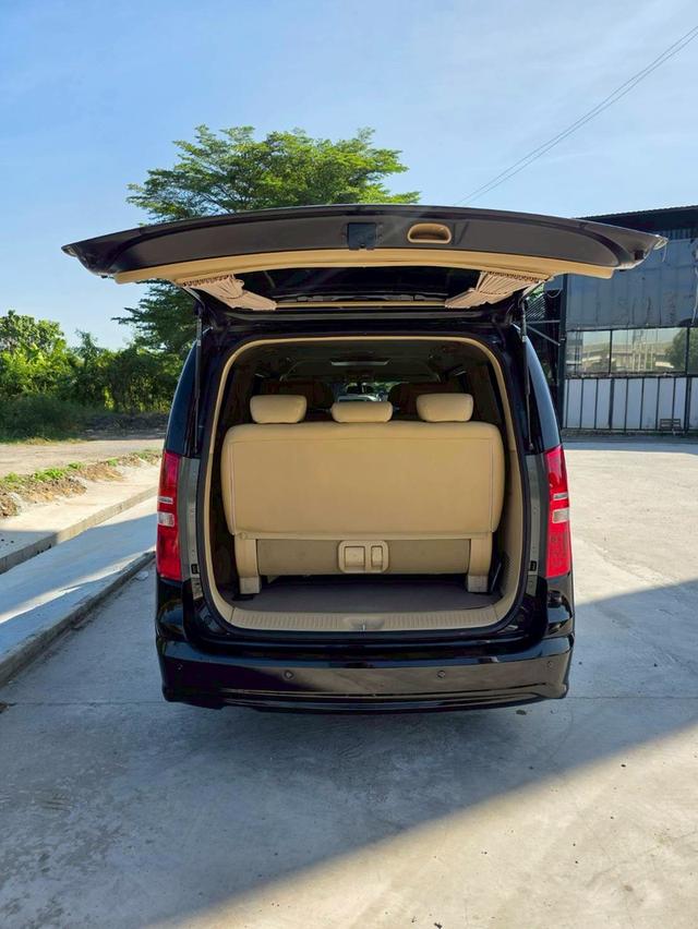 HYUNDAI H-1 VIP สีดำ ปี 2015 ไมล์ 130,000 กม. 7