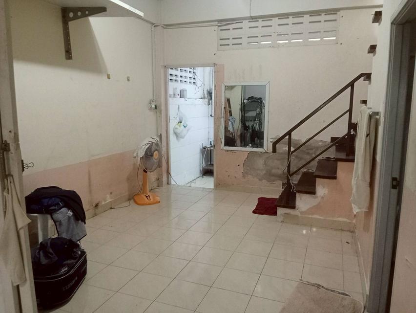 ขายบ้าน 2 ชั้น หมู่บ้านพรรณพฤกษา ซอยบรมราชชนนี 121 6