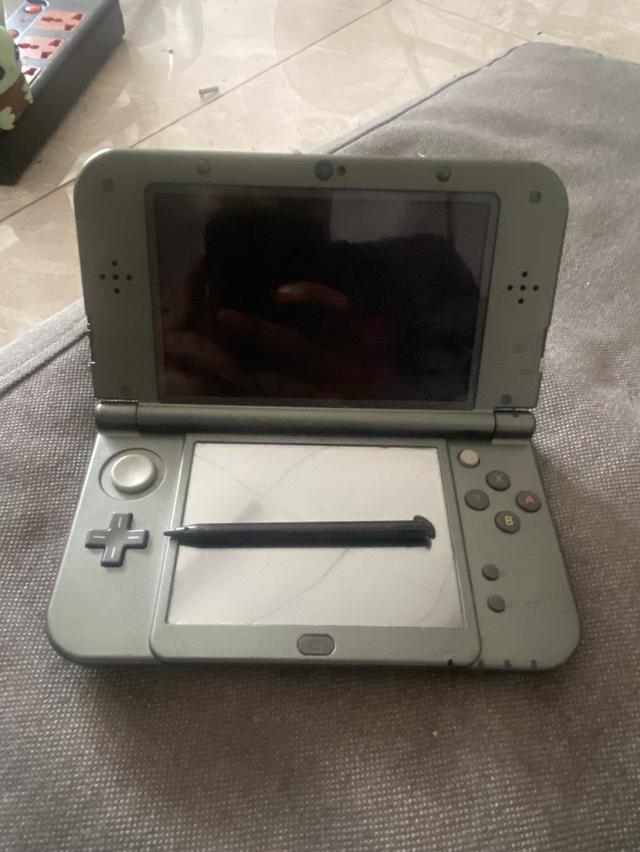 NINTENDO 3DS XL 5