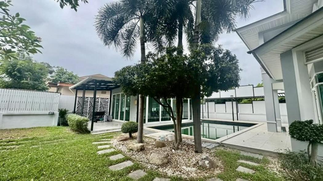 ให้เช่าบ้านหรู Perfect Masterpiece พระราม 9 ที่ดิน 200 ตร.ว. • พื้นที่ใช้สอย 600 ตร.ม. • มีสระว่ายน้ำส่วนตัว • Fully Fur 2