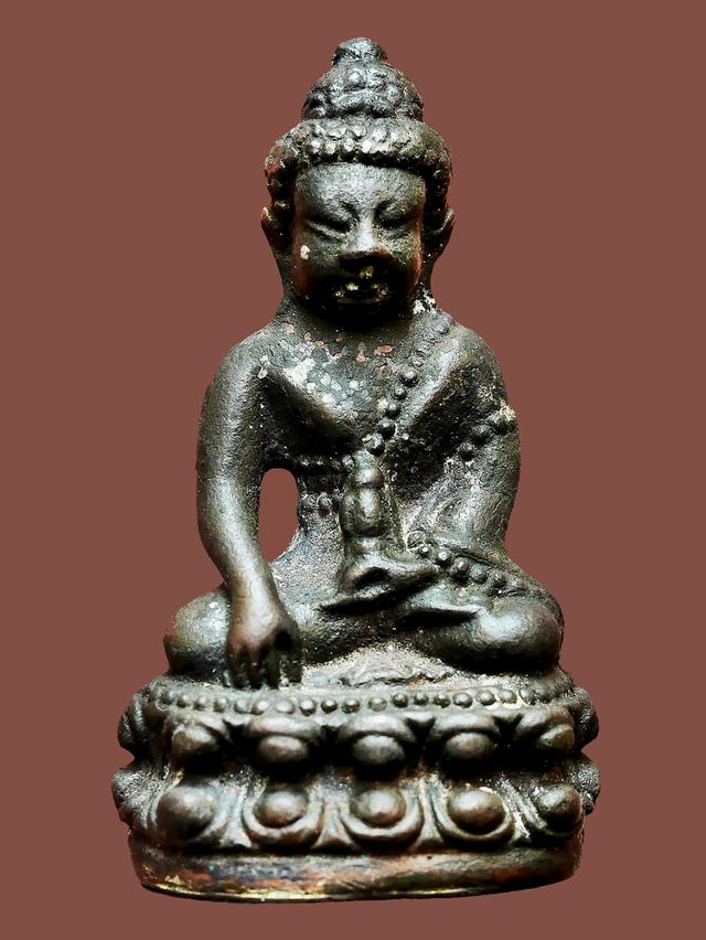 พระกริ่งชินบัญชร หลวงปู่ทิม วัดละหารไร่ ตอกโค๊ต นะ และหมายเลข ๘๓๖...เก่าๆ