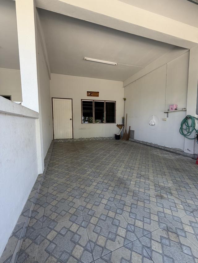 ทาวเฮ้าส์ 2 ชั้น 2 ห้องนอน 2 ห้องน้ำ 2