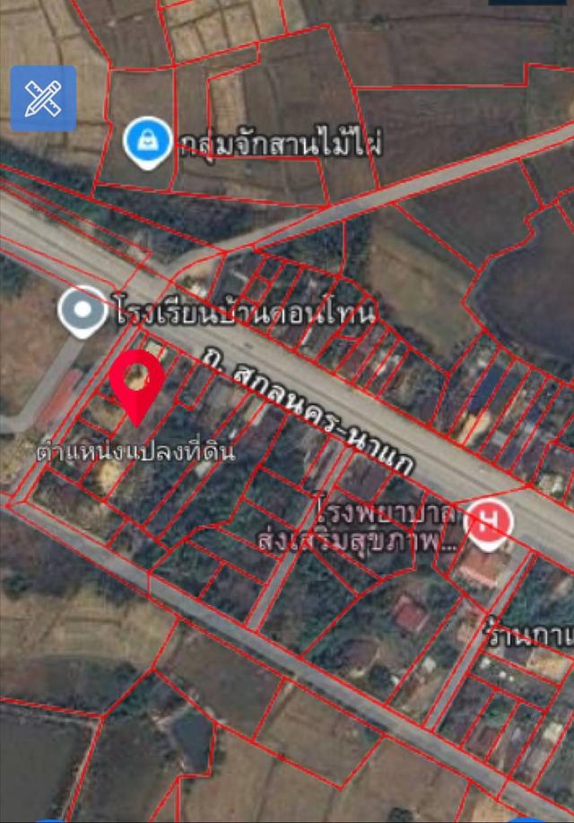 ขายด่วนที่ดิน ถมแล้ว 360 ตรว. ต.ก้านเหลือง ใกล้รร.บ้านดอนโทน ใกล้รพ.ส่งเสริมสุขภาพ ติดถนน4เลน เส้นสกลนคร-นาแก อยู่ในย่านชุมชน เหมาะพักอาศัย ค้าขาย 1