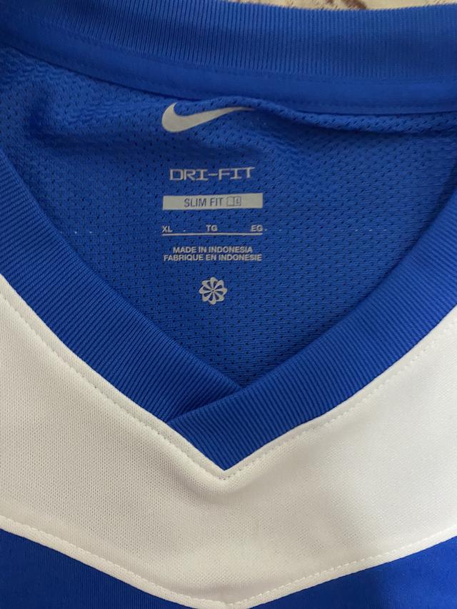 เสื้อบอลบีจีปทุมมีลายเซ็นตังสารัชกับลายเซ็นเจชนาทิปลายเซ็นจางนิดๆไซร์xl รูปที่ 3