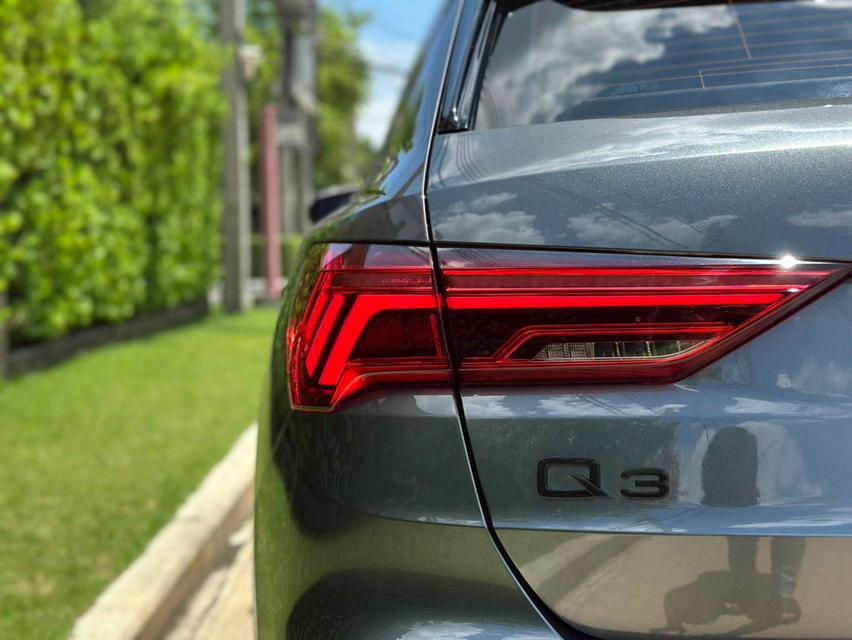 2023 Audi Q3 35TFSi S line รถสภาพใหม่มากๆ ประหยัดไปเกือบล้านบาท 10