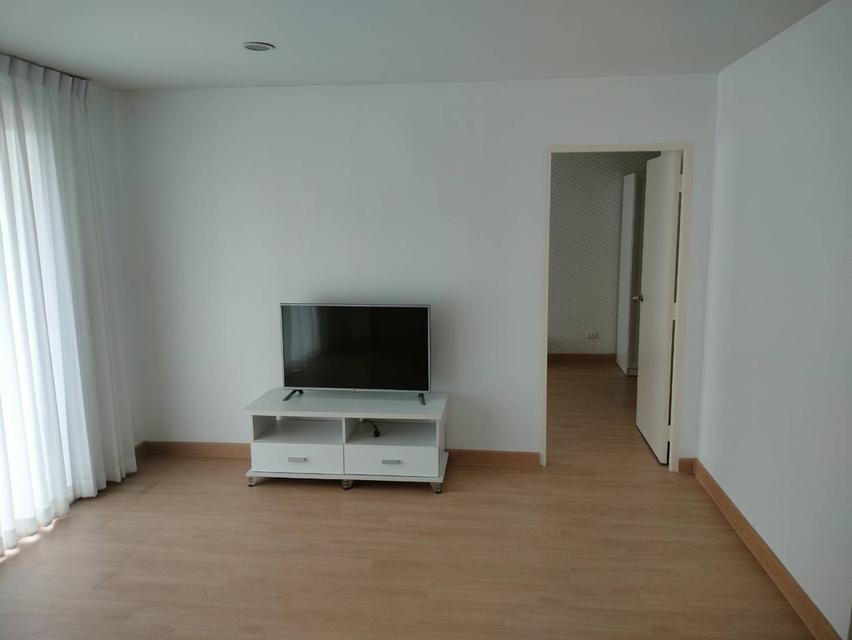 ขาย D5 Condo 51.86 ตรม. ตั้งอยู่ในซอยนวลจันทร์56 เขตบึงกุ่ม กทม. 4
