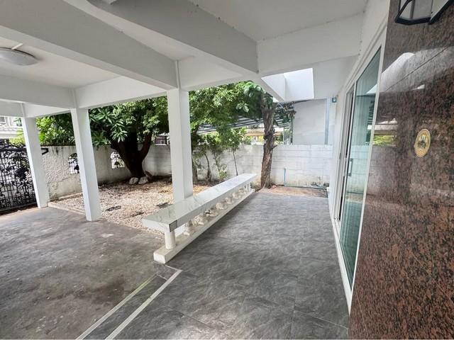 ให้เช่าบ้านเดี่ยว 2 ชั้น 90 ตรว. หมู่บ้านเมืองทอง 2 โครงการ 3 ซ.พัฒนาการ 53 ใกล้สวนหลวง ร.9 2