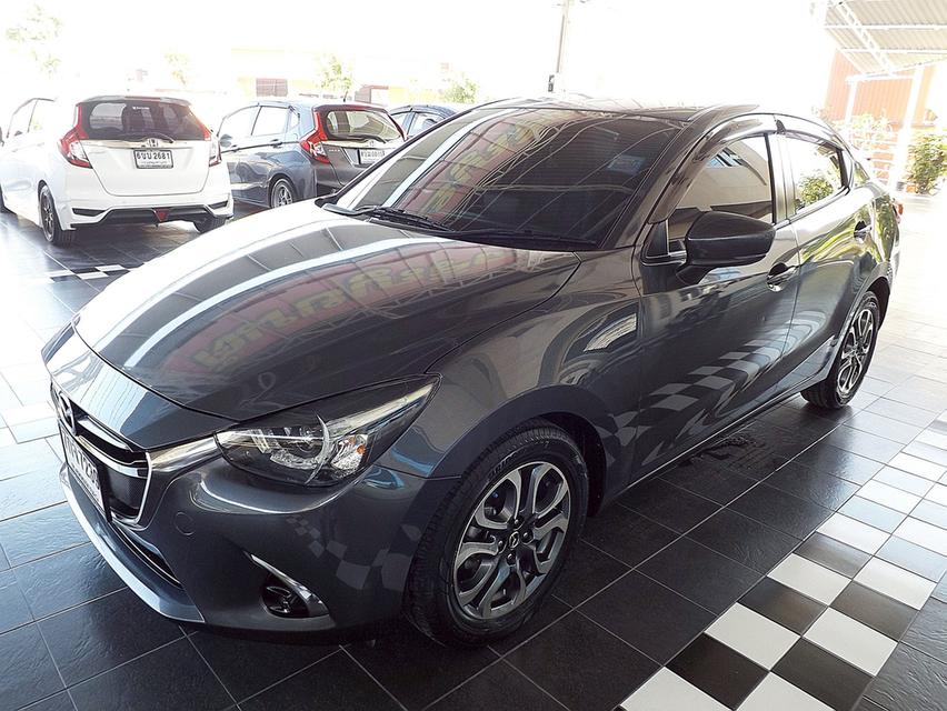 รหัสรถ KCY7239 MAZDA 2 SKYACTIVE 1.5XD Sports High Plus L AUTO ปี 2017 สีเทา