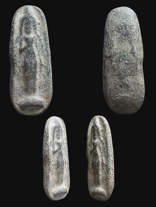 พระร่วงปางประทานพรซุ้มระฆัง เนื้อดินเผา กรุเตาทุเรียง จ.สุโขทัย รูปที่ 4