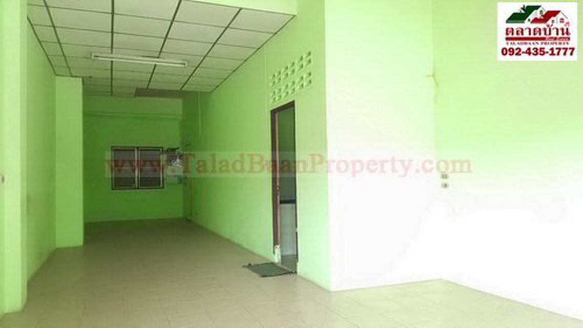 หอพัก 4 ชั้น ตึกน้ำ ซ.บ้านสวน-สุขุมวิท 24/1 แยกชลชาย ถ.สุขุมวิท ต.บ้านสวน อ.เมือง ชลบุรี ทำเลดีมาก ติดถนน มีห้องน้ำในตัว