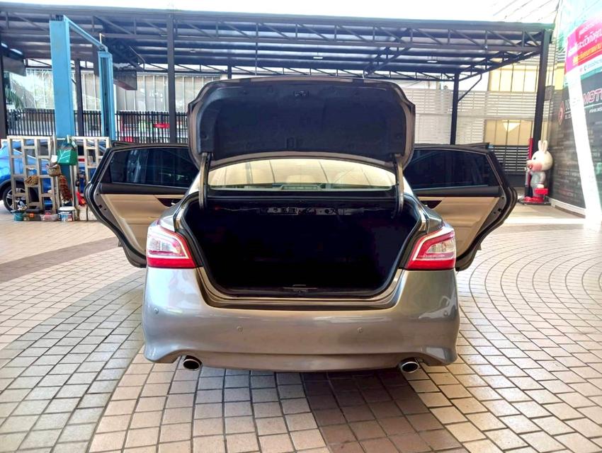 2014 Nissan TENAN 200XL รถมือเดียว สภาพเยี่ยม 10