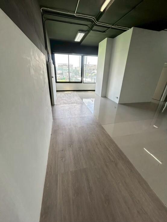 Office ให้เช่า เริ่มต้น 250 บาท/ตร.ม. มีหลายขนาด 100-300 ตร.ม. เดินทางสะดวก ย่านพระราม 3 8