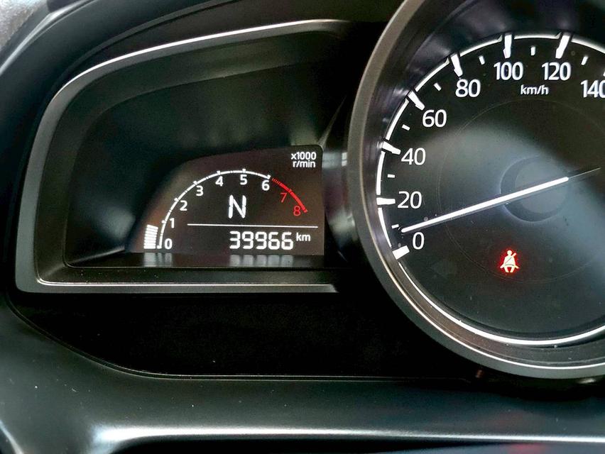 รหัสรถ SEZ4758 📞 Mazda 2 1.3 C (4 ประตู Sedan) เกียร์ ออโต้ เบนซิน สี ขาว ปี 2022 18