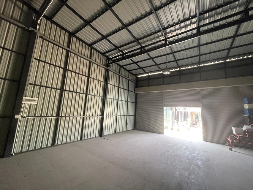 ขายที่ดินพร้อมสิ่งปลูกสร้าง ติดถนนศาลาธรรมสพน์ พุทธมณฑลสาย3 3