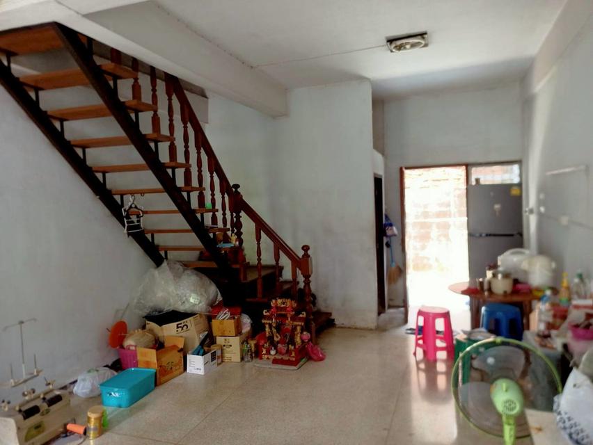 ขายทาวน์เฮ้าส์ 2 ชั้น หมู่บ้านเพชรเกษม 1 ใกล้ตลาด 7-11 โรงพยาบาล เขตหนองแขม จังหวัดกรุงเทพมหานคร 2