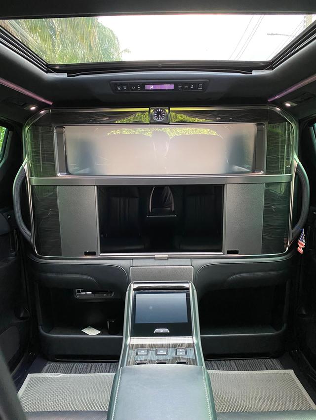 ขาย รถตู้ Lexus LM300H รถบ้านมือเดียว ไมล์น้อย 16